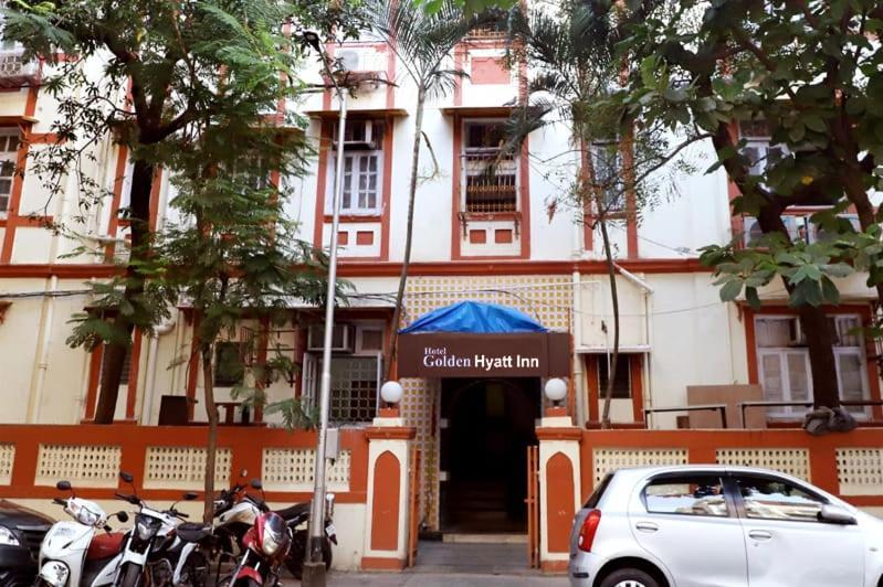 Hotel Golden Hayyath Inn Мумбай Екстериор снимка